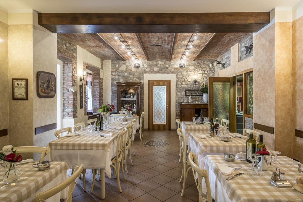 Hotel Trattoria Milani Lonato del Garda Exterior foto